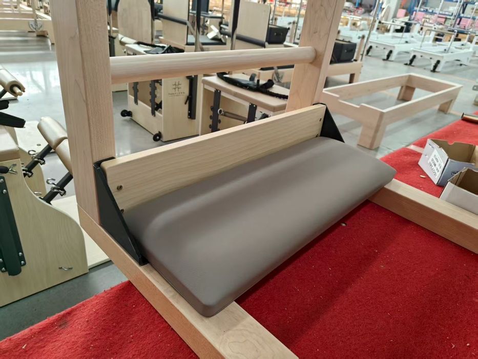 Apart pilates reformer- Maple Ladder Barrel