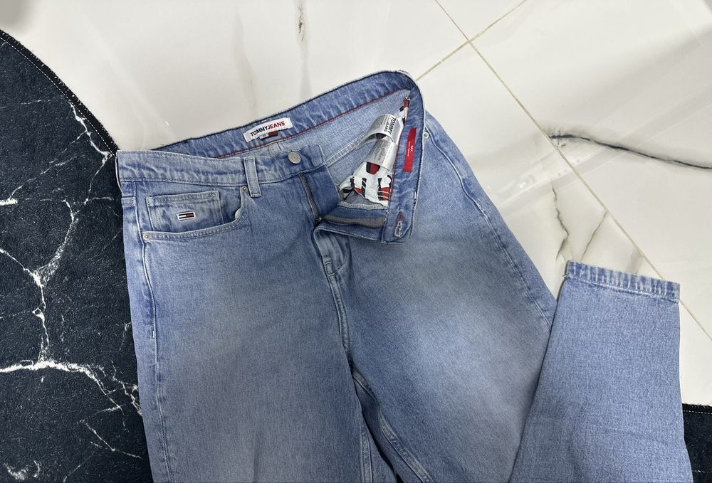 Blugi tommy hilfiger