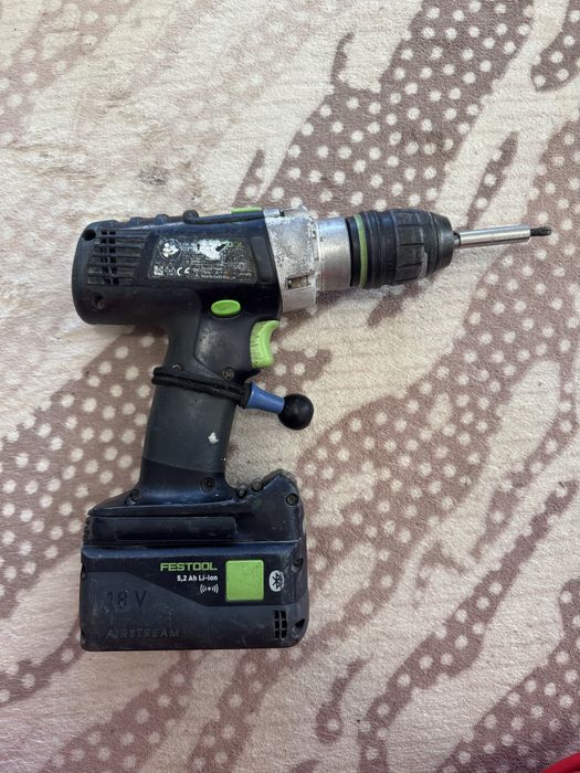 Аклуматорен ударен четирискоростен винтоверт Fastool