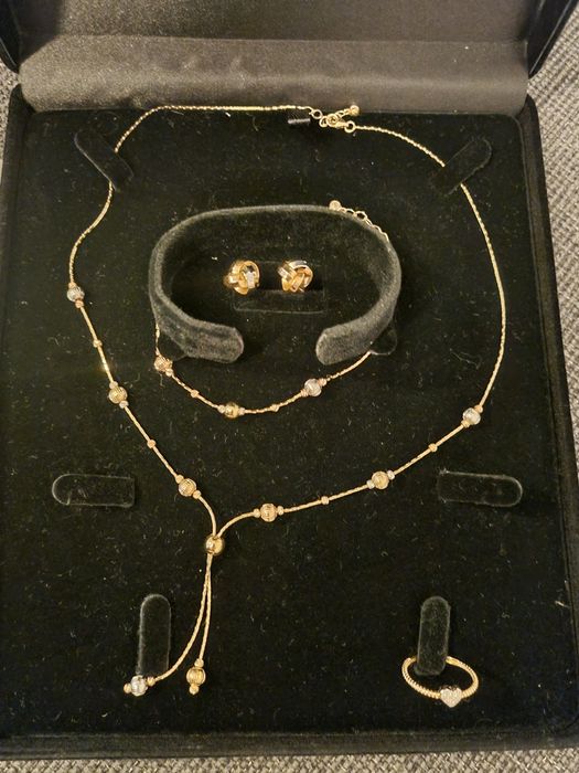 Бижута от жълто, бяло и розово злато - колие, гривна, обици, пръстен