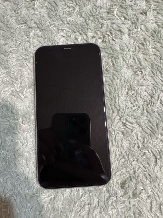 Продам IPhone 11