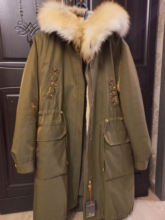 Продам куртку-плащ новую