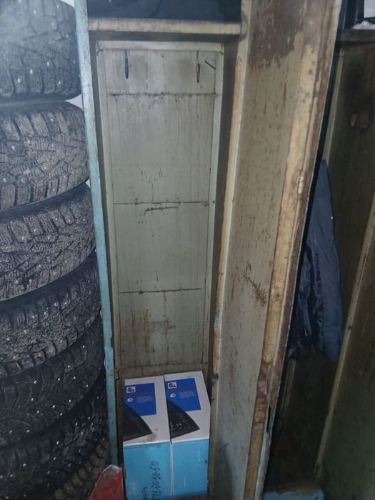Продам шкаф металлический