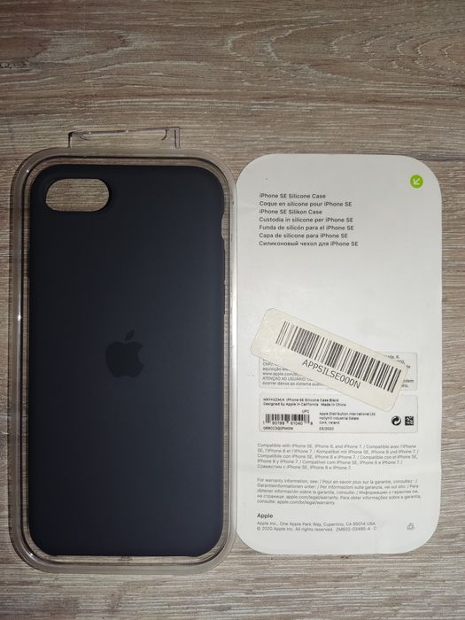 Чехол Apple Leather Case для iPhone SE MXYM2ZM/A черный