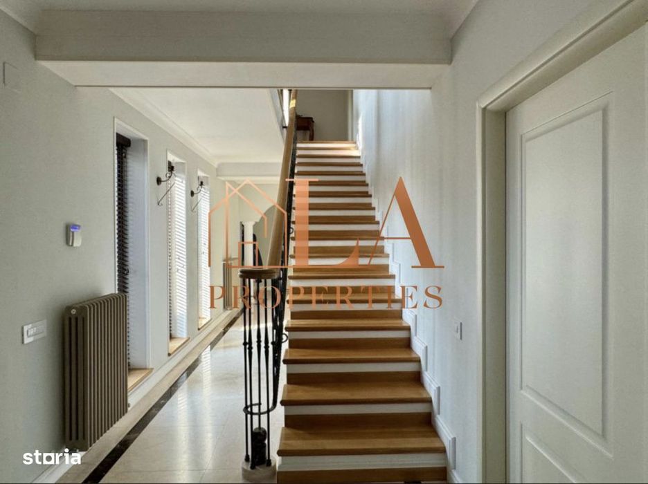Vila 7 camere mobilata | Teren 1118mp | Piscina acoperita I Domnesti