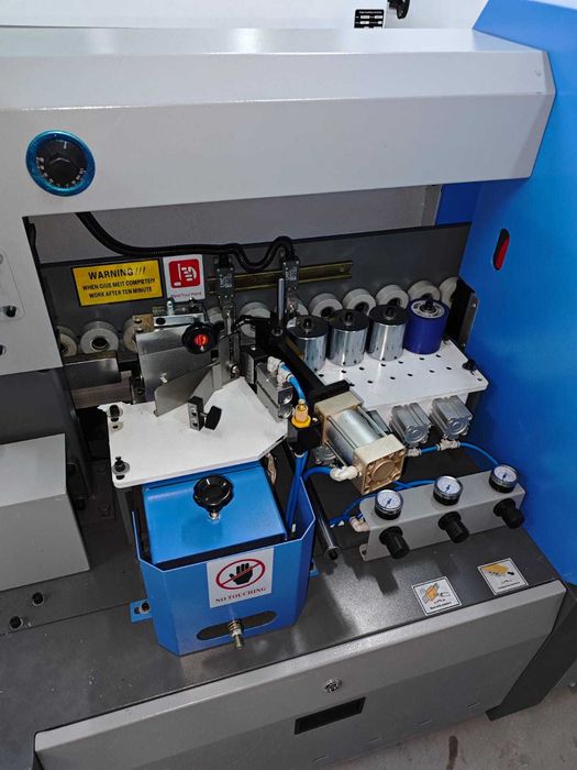 станок кромкооблицовочный.полуавтомат