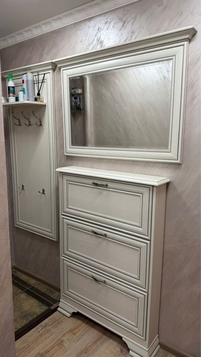 Прихожка Тифани Tiffani