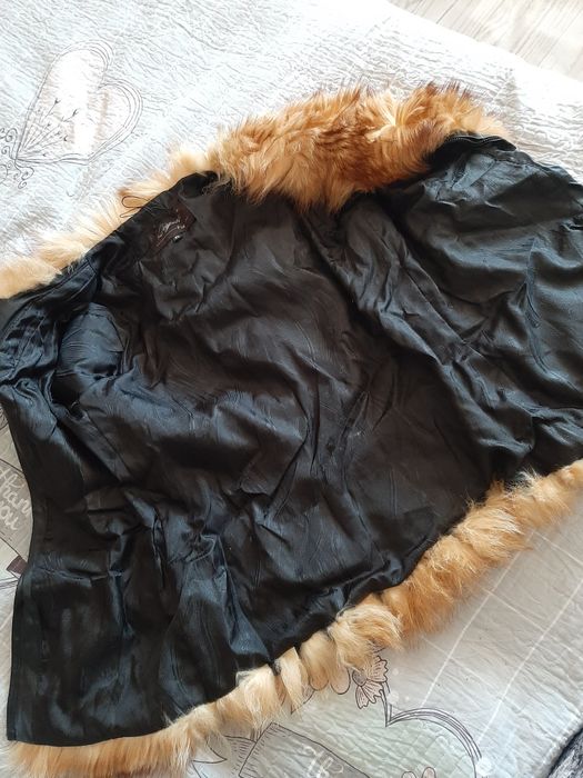 Продаётся женская жилетка