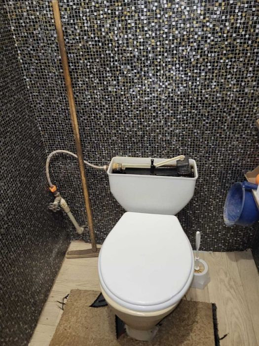 Продаётся тёплая квартира, болгарского типа, в старом городе.