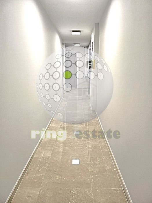 Продава се Тристаен апартамент в Пловдив, Център - 89 кв.м за 2023 €/кв.м - Снимка #2