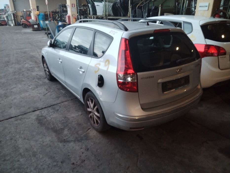 Хюндай И 30/Hyundai i 30 1.6 i