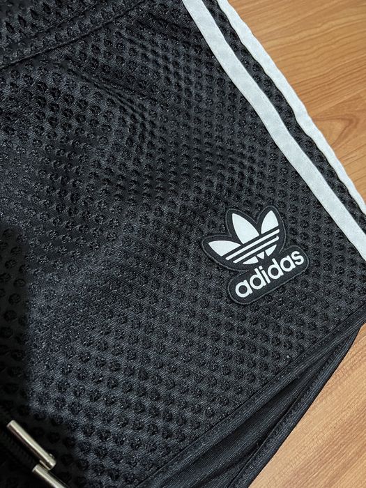 Adidas Originals къси панталони