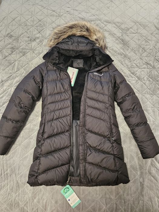 Marmot дълго черно ново яке с 85% патешки пух и 15% пера