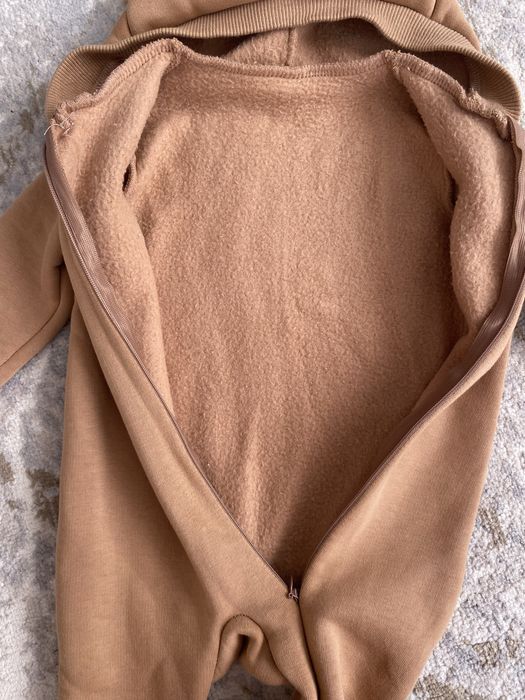 Продается детские осенние комбинезоны