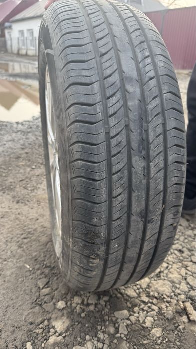 Колеса в сборе 2 штуки