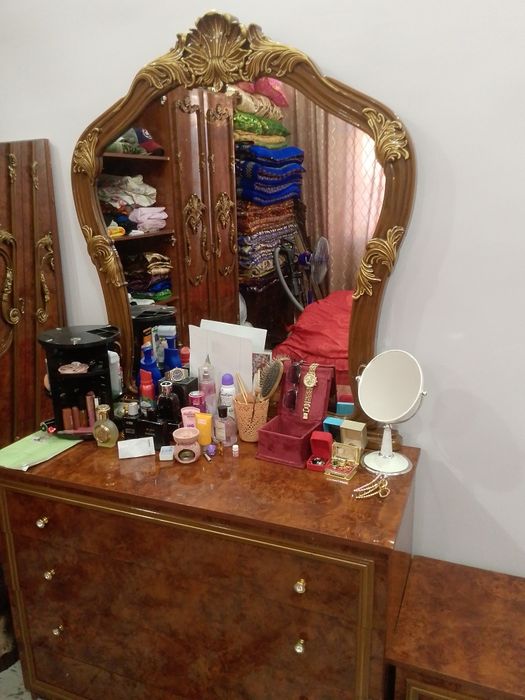 Spalniga mebeli komplekt