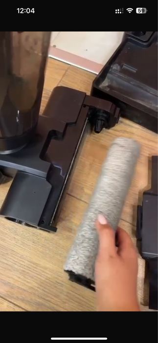 Продам моющий вертикальный пылесос MU