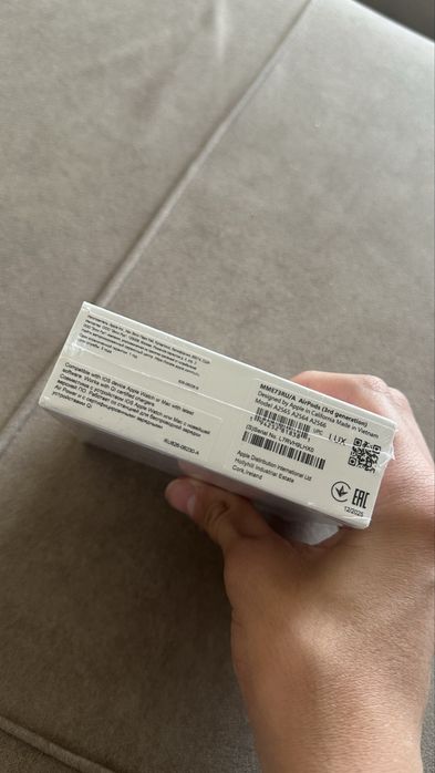 Продам Эйрподсы 3 поколение