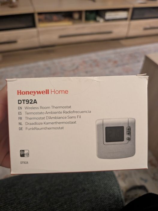 Termostat Honeywell DT92A