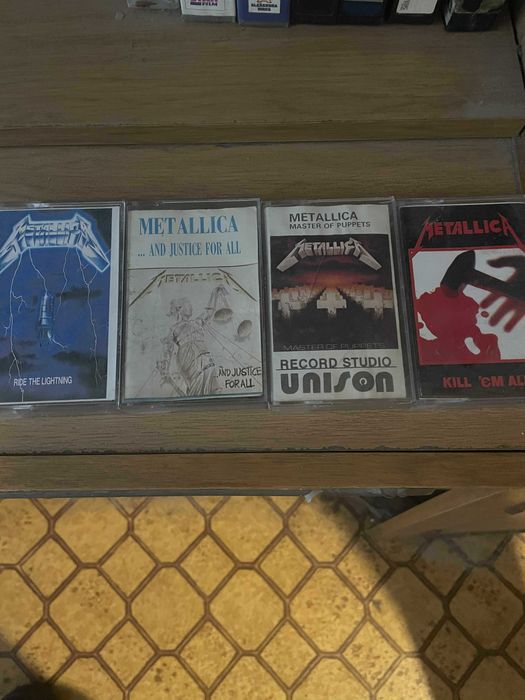 Аудиокасетки Рок музика