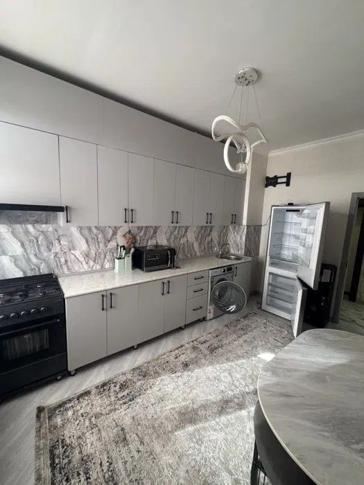 Сергели. 3/4/9 70 м². Курувчилар дахаси продаётся квартира