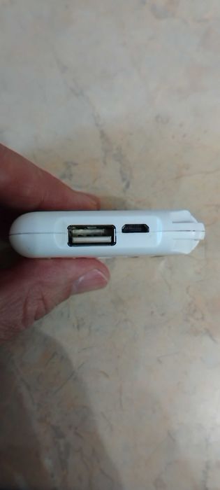 3 броя преносими външни батерии