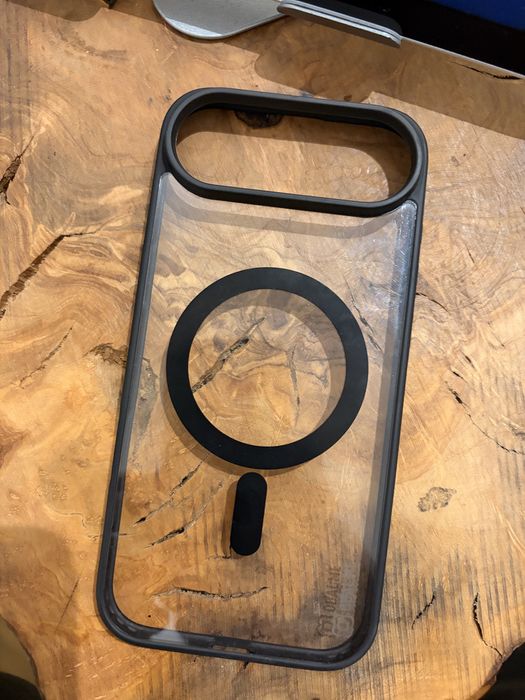Кейс за iPhone 17 Air