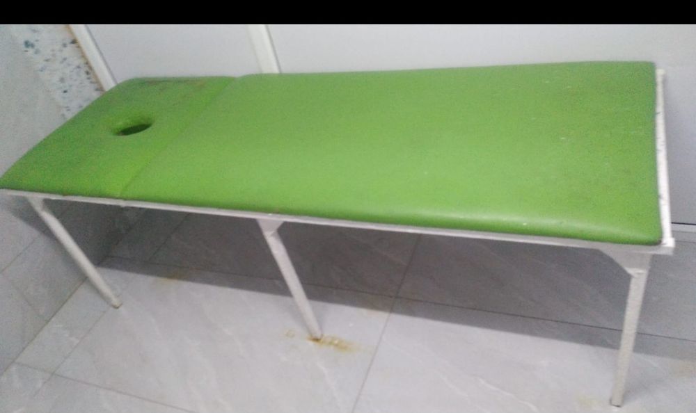 Продам срочно кушетки