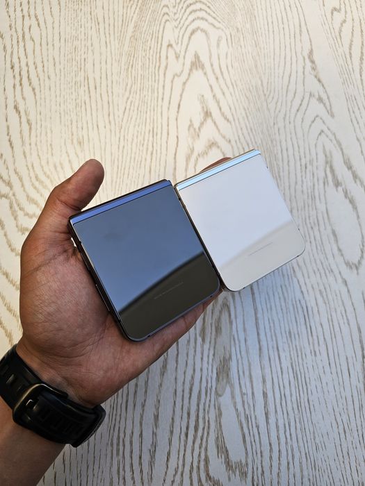 Samsung Galaxy Z Flip 5 256 GB 5G 1 sim + E sim. Ishlashi moshniy zo'r