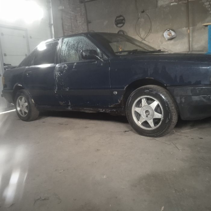 Ауди 80 b3 1/8. 87год