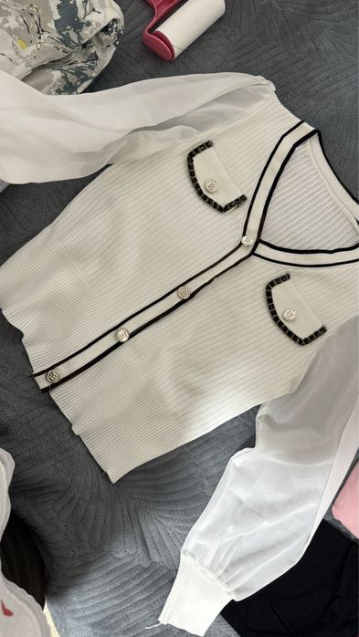 Кофты б/у…………………….