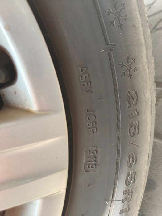 Jante tabla 16 + Cauciucuri iarna 215 65 R16 + Capace VW