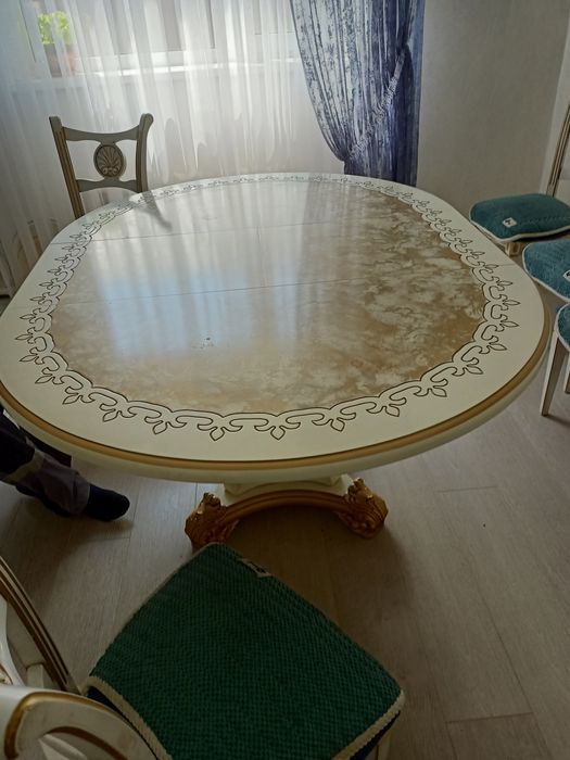 Продам стол, со стульями