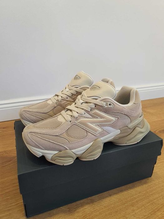 New Balance 9060 - marimea 39 - Noi