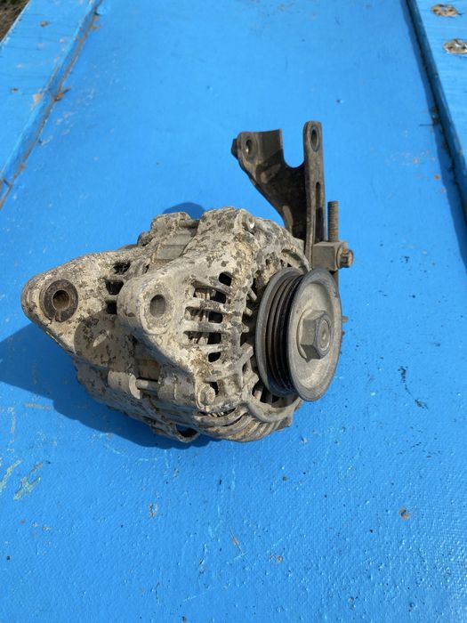 Продам запчасти на галант