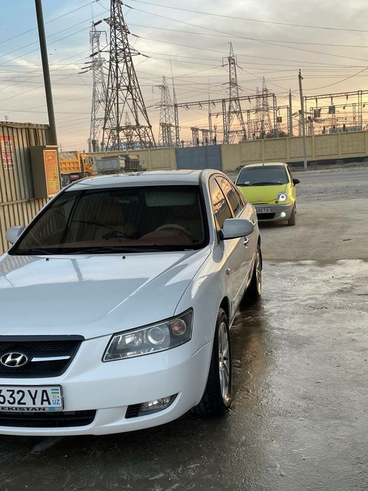 срочна продаю  Хундай соната нф