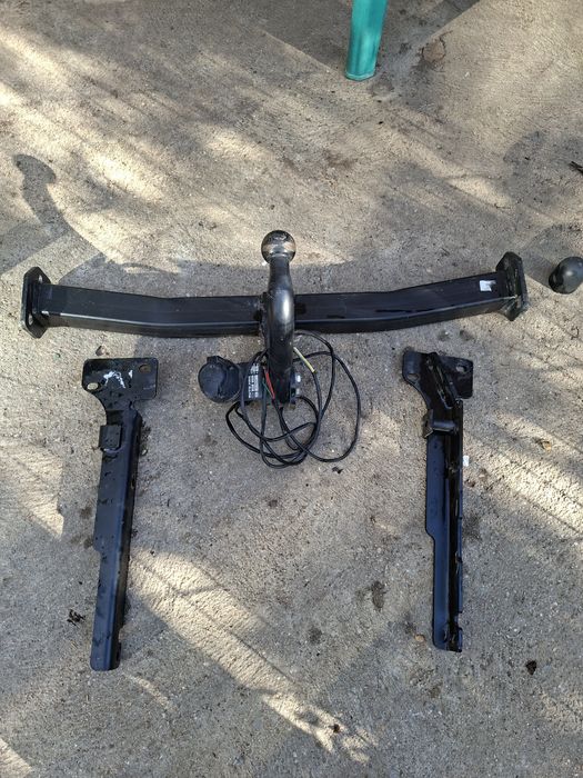 Vând cârlig remorcare Nubira 2