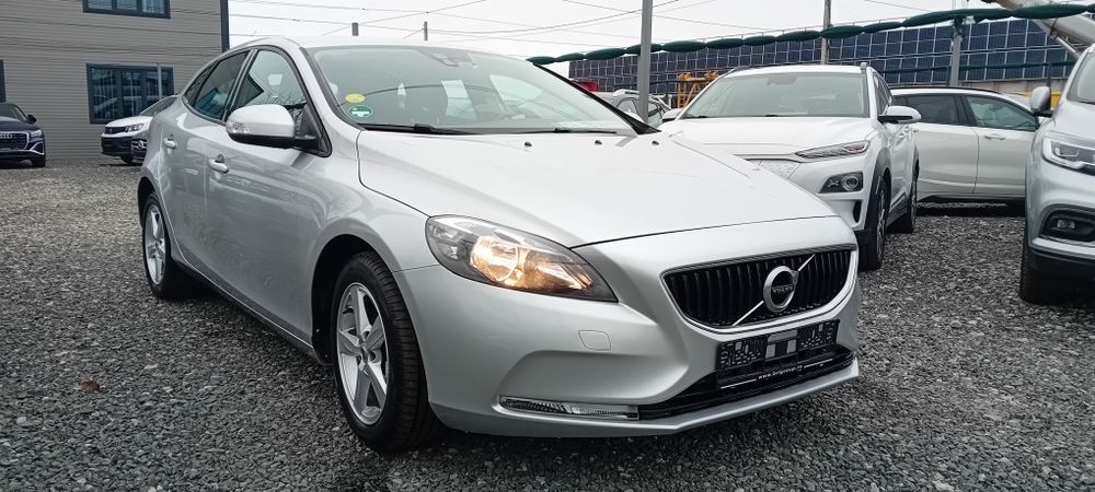Volvo V40 Volvo V40/Euro6/2.0 L/Diesel/120cp/D2/2017 KM  REALI  FACTUR