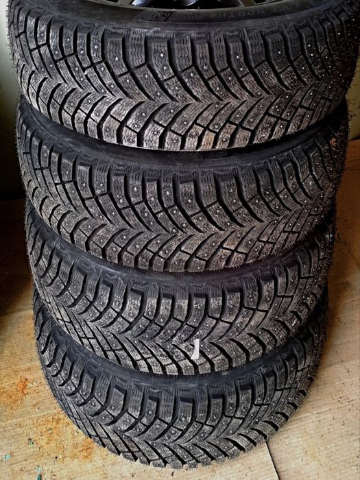 Шины зимние MICHELIN 225/60/18