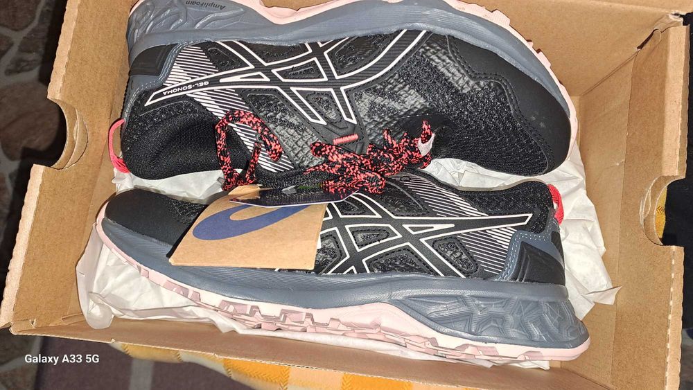 Маратонки Асикс 36номер