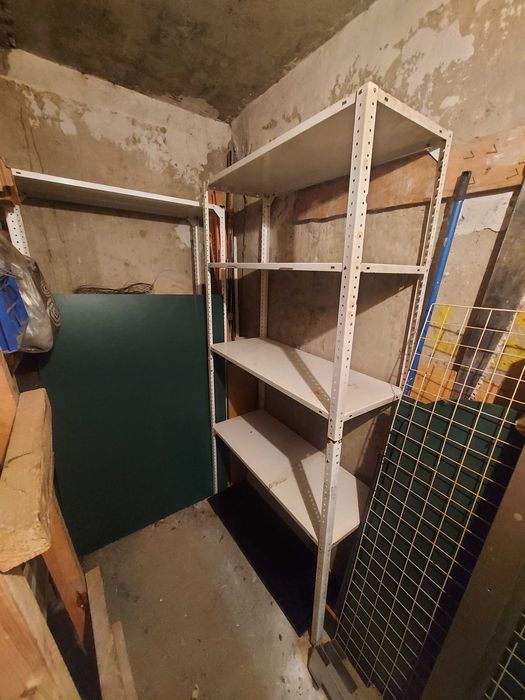 Рафтове за Метални Стелажи