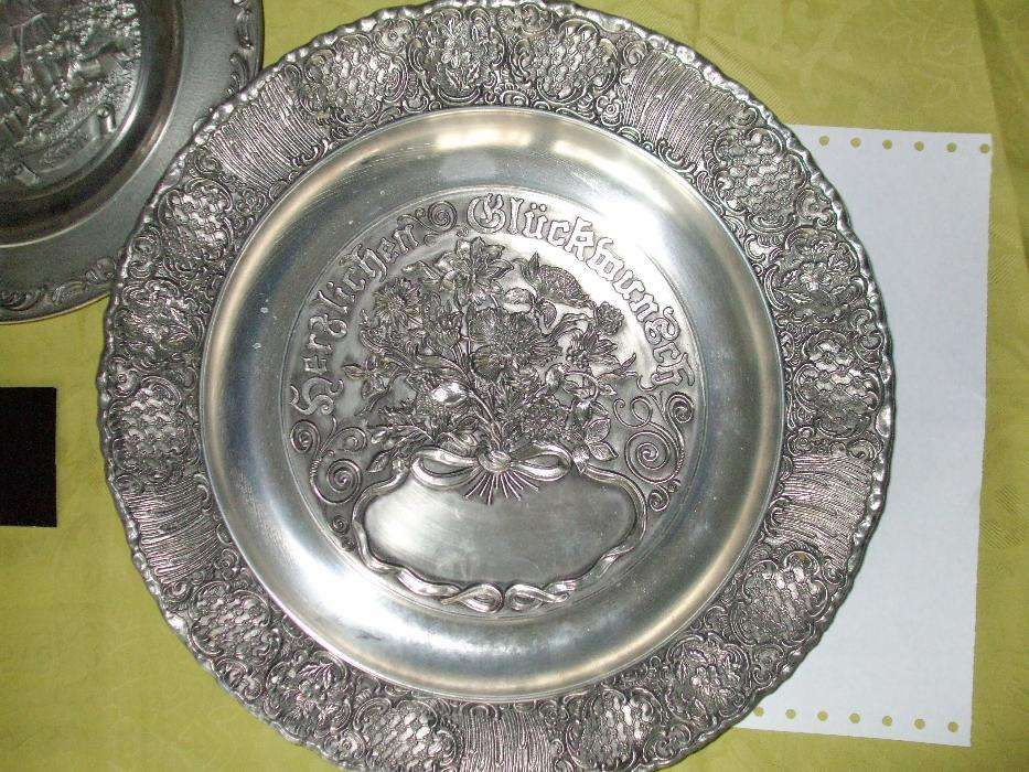 Platou metal argintiu pentru expus perete