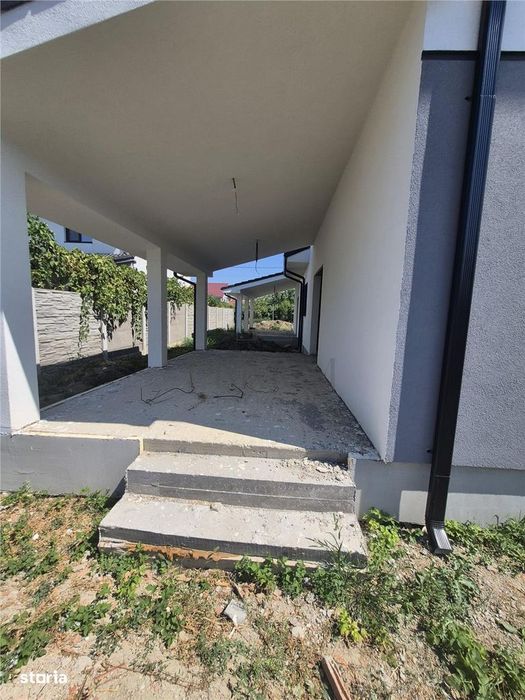 Duplex Despartit - Suprafete Mari - Zona Excelenta