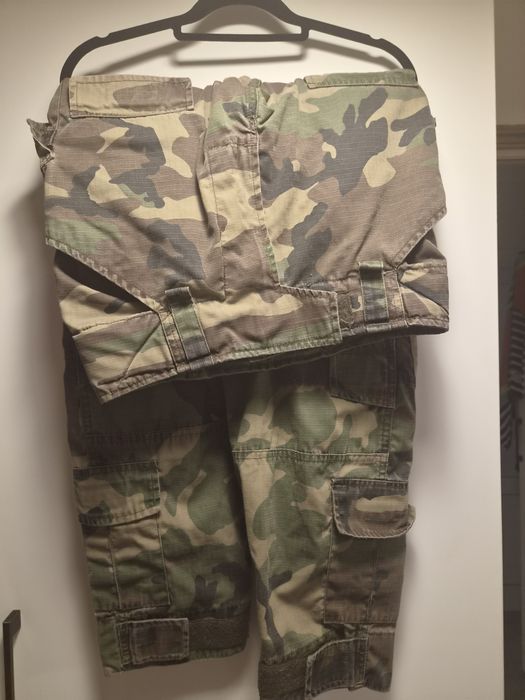Pantaloni Airsoft Invader Gear cu genunchiere Marime S