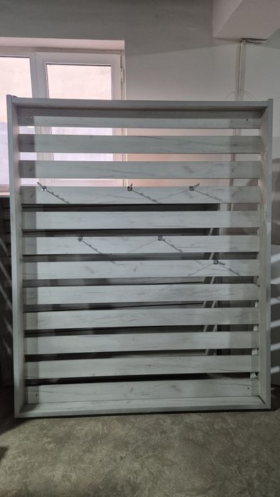 Оборудование для магазина. Стенд с крючками