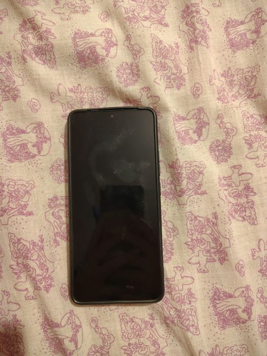 vând telefon second hand