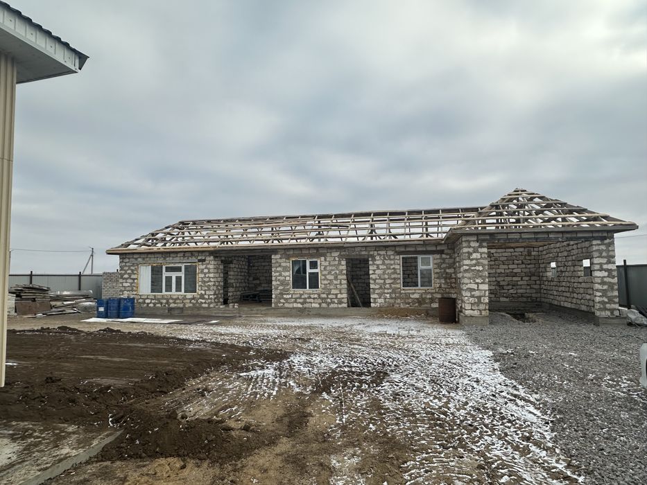 уи сатылады ж.м шыгыс 12*12