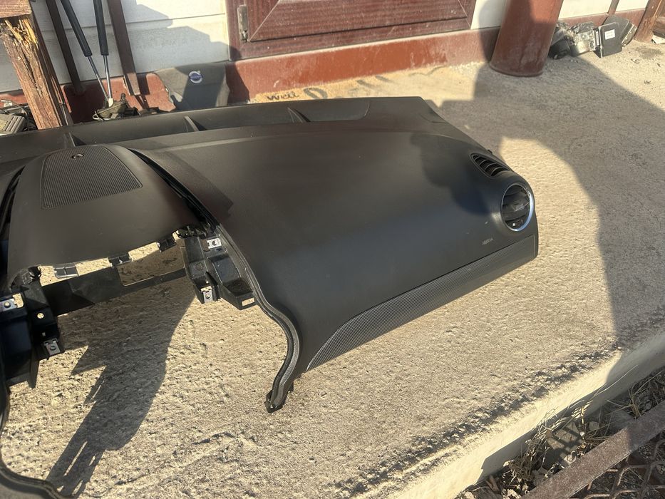 Табло със десен airbag за Опел Антара!