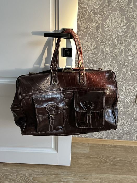 Сумка дорожная, кожа натуральная.