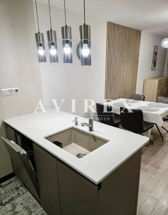 Дава се под наем Тристаен апартамент в Пловдив, Център - 100 кв.м за 698.19 € - Снимка #4